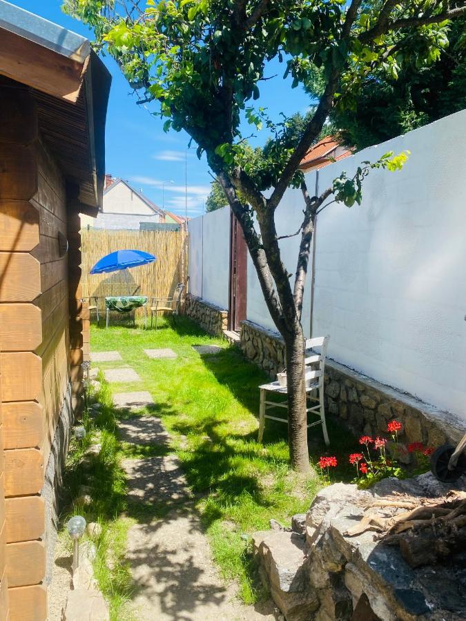 Chatky Daniel-Mikulov, A Private Campsite Just For You Экстерьер фото