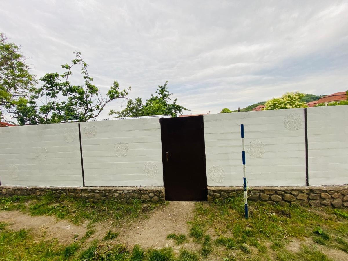 Chatky Daniel-Mikulov, A Private Campsite Just For You Экстерьер фото